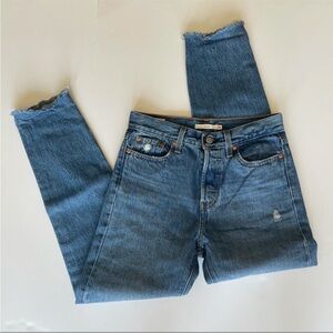 Levi’s Wedgie Fit Ankle Blue Ripped Jeans